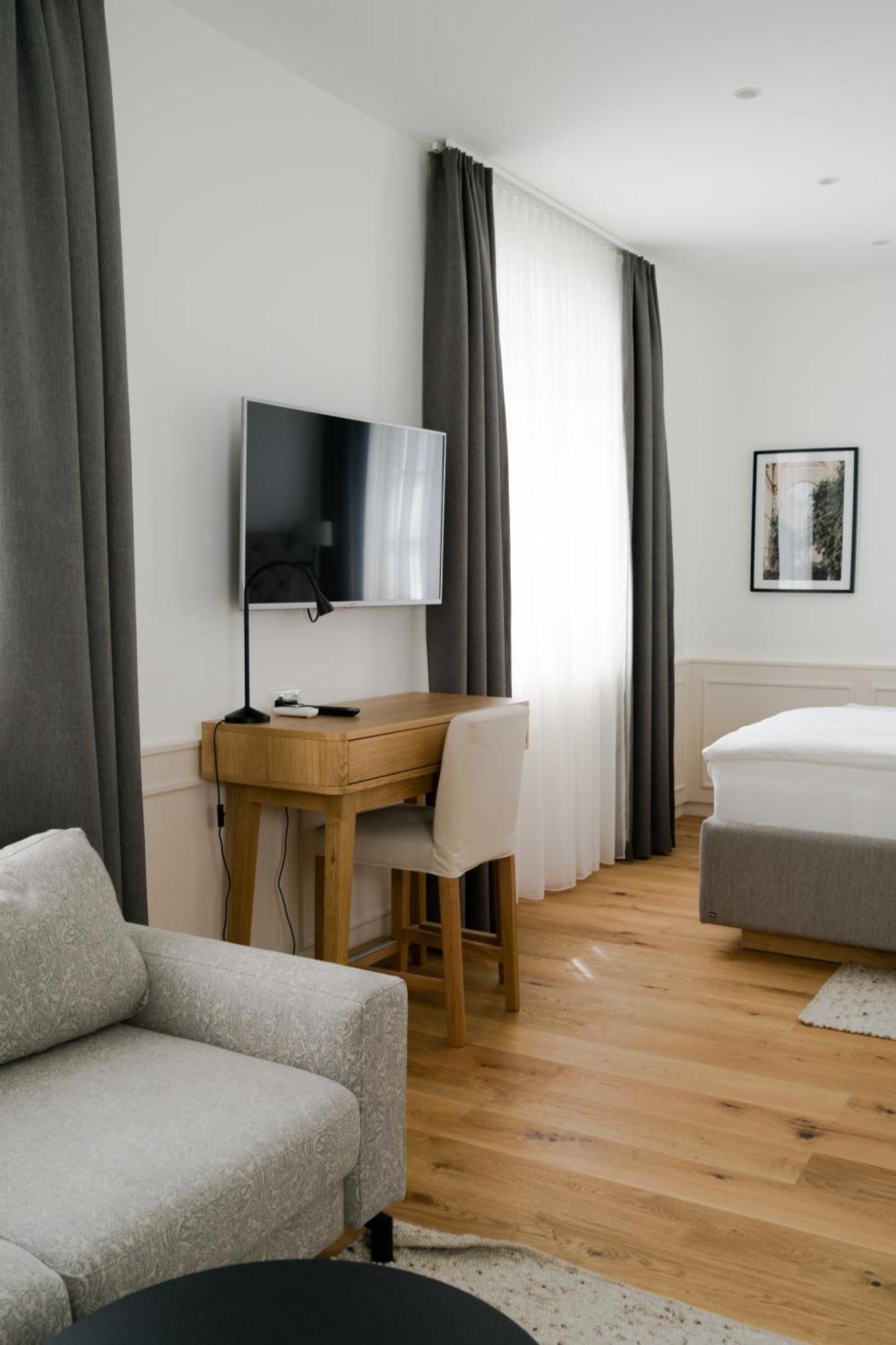 Hotel Gasthof Koenig Kremsmünster Exteriör bild